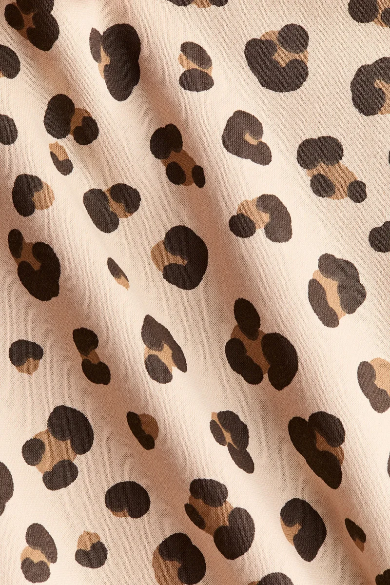 اتش اند ام سويت شيرت بطبعة وبطانة ناعمة